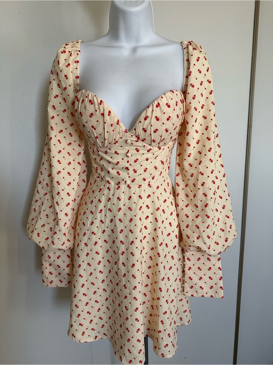 Alamour The Label Dresses & Skirts - Cream Cherry-Print Sweetheart Mini Dress